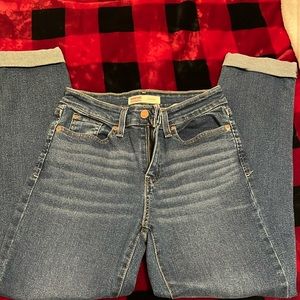 Distressed crop Levi’s